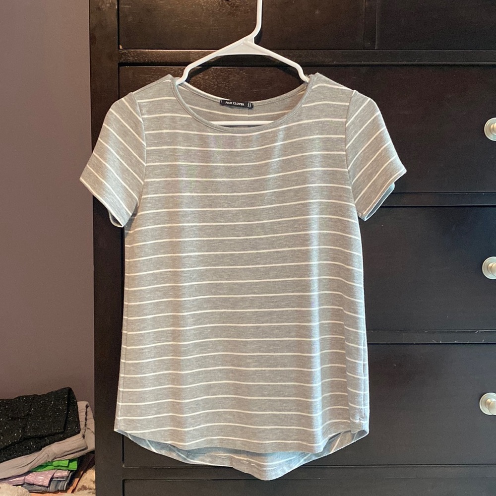 Short sleeve shirt runs big